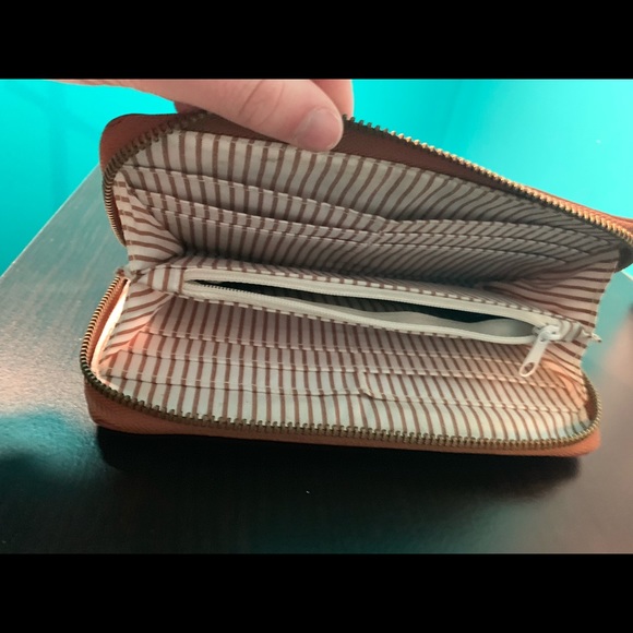 Wallet - Picture 2 of 2